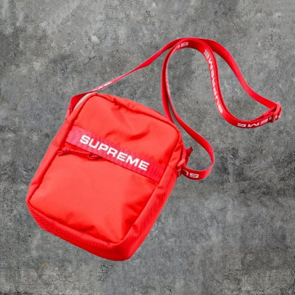 Real supreme deals shoulder bag